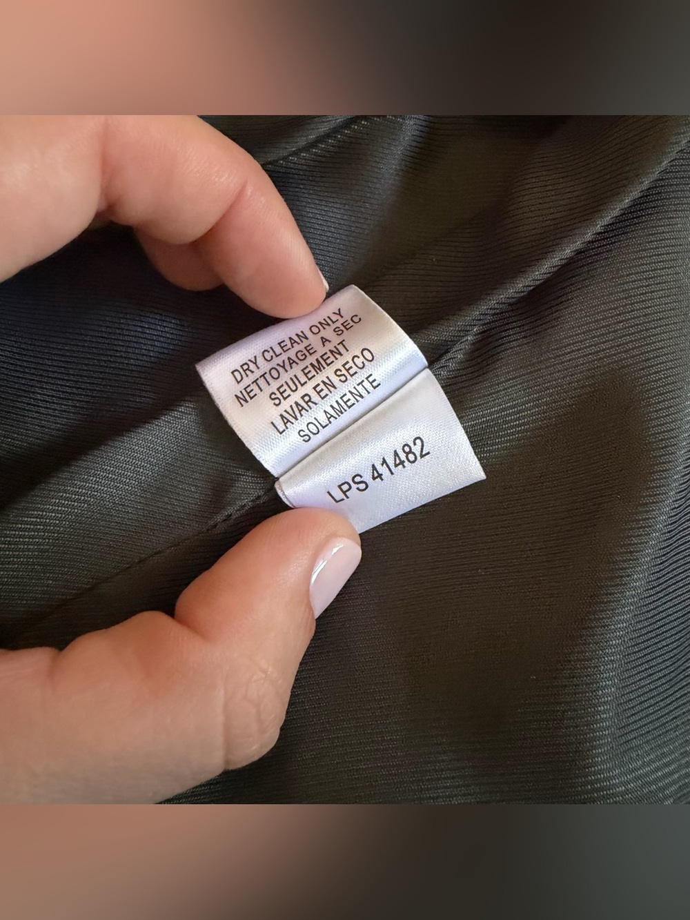 BCBGMaxazria Textured Taupe Short-Sleeve Blazer Jacket - Picture 7 of 7